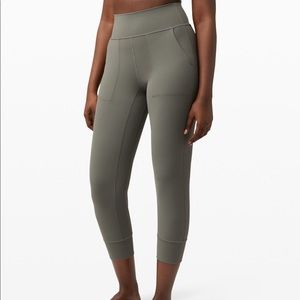 Lululemon Align Jogger Crop *23”